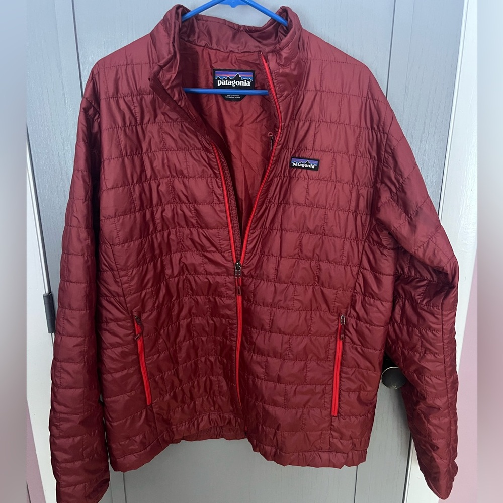 Men’s large Patagonia Nano Puff